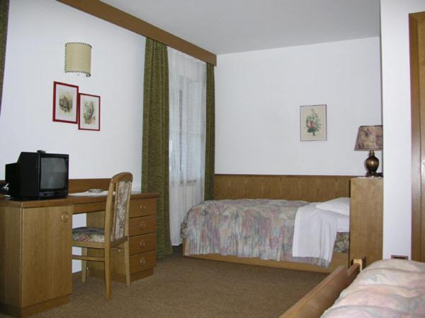 Hotel Garni Soreie Pozza di Fassa Habitación foto
